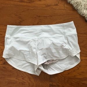 Lululemon speed ups 2.5 inch